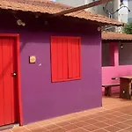La Em Casa Hostel Pousada