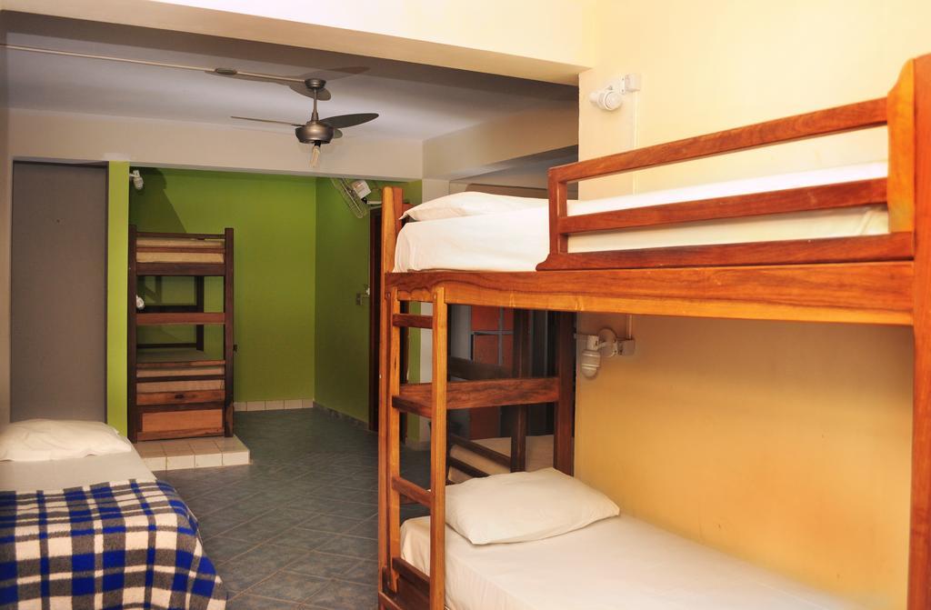 Hostel La Em Casa *